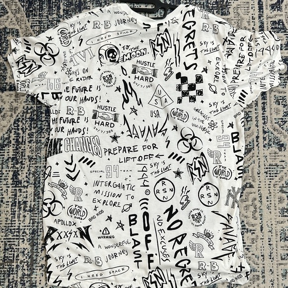 Reason t shirt nwt - Picture 2 of 3